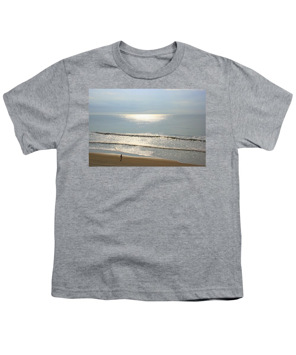 Seascape Youth T-Shirt featuring the photograph My morning run by Julie Lueders 