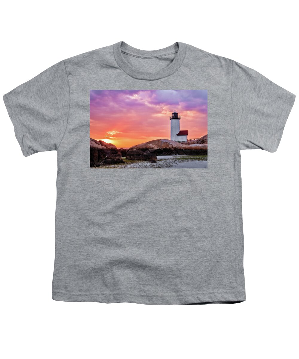 Annisquam Lighthouse Youth T-Shirt featuring the photograph Pastel Sunset, Annisquam Lighthouse by Michael Hubley