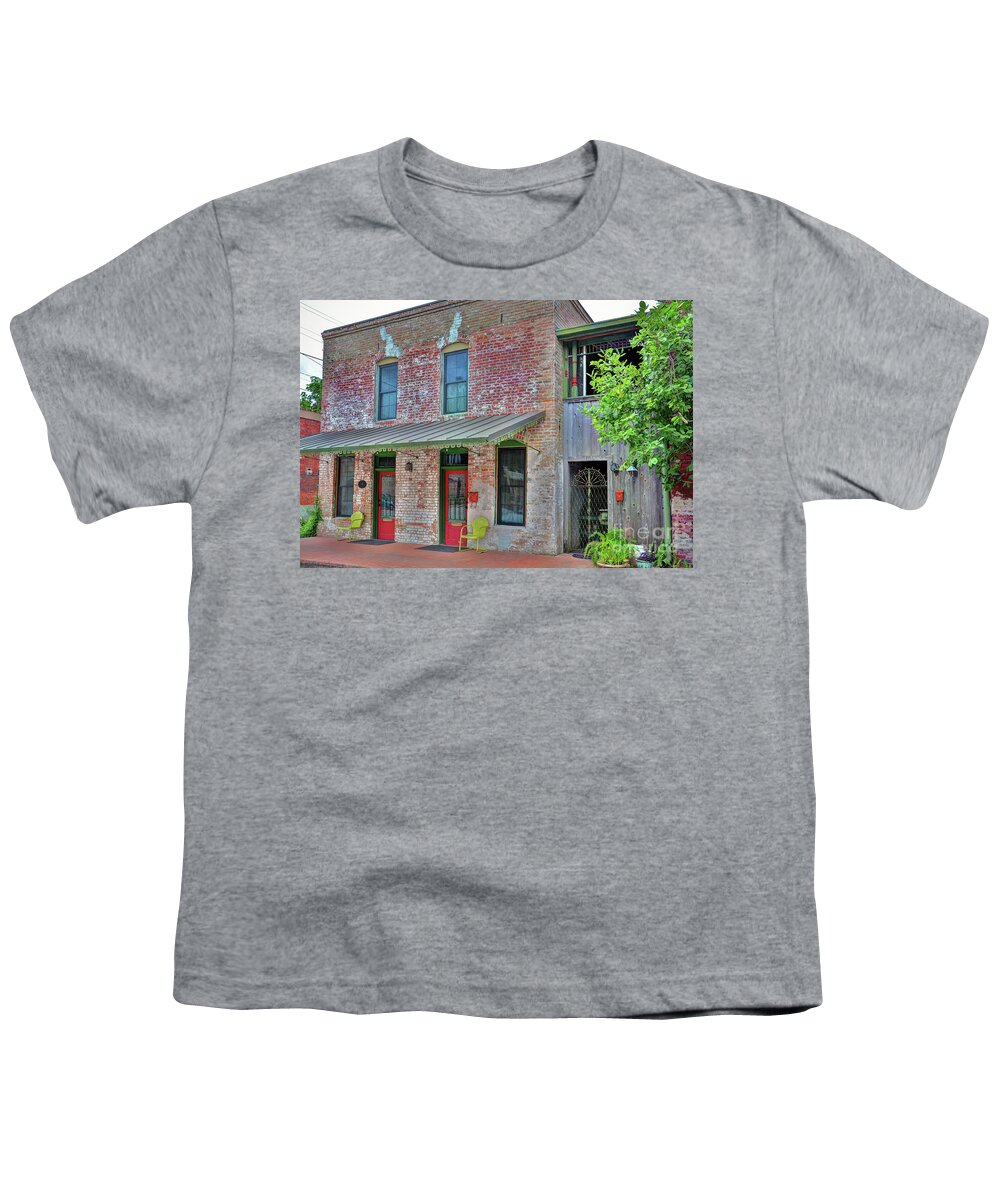 Smithville Texas Old House Youth T-Shirt featuring the photograph Smithville Texas Old House by Savannah Gibbs