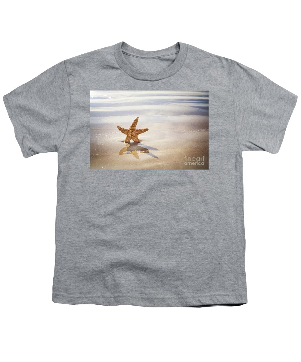 Starfish Youth T-Shirt featuring the photograph Starfish on the beach by Jane Rix