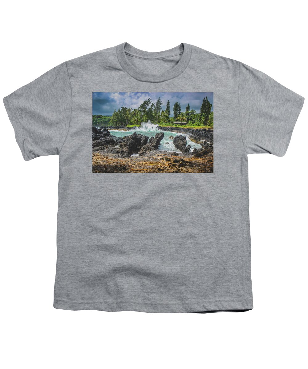 Aloha Youth T-Shirt featuring the photograph Waves Crashing Kawee Point by Andy Konieczny