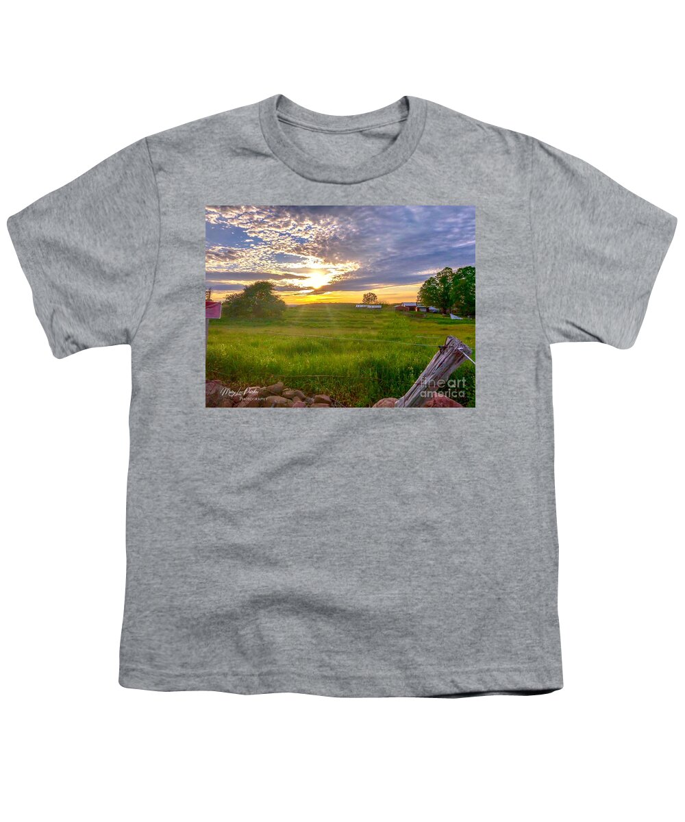 Gouveia Youth T-Shirt featuring the photograph Gouveia Vineyard At Sunset by MaryLee Parker
