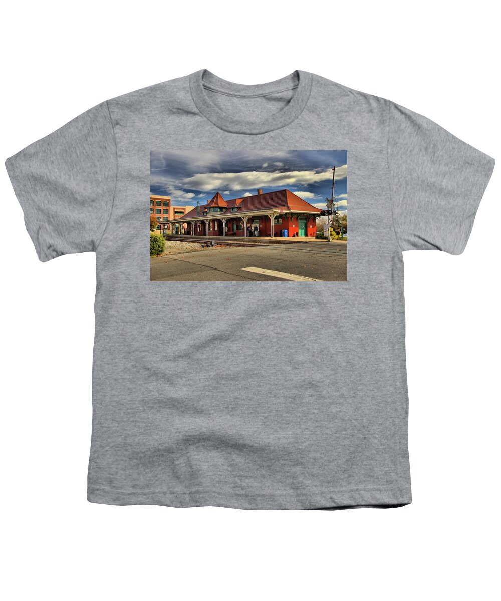 Manassas Youth T-Shirt featuring the photograph Manassas Junction Railroad Station by Dennis Lundell