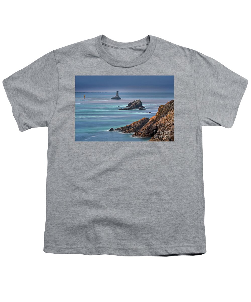 Pointe Du Raz Youth T-Shirt featuring the photograph Lighthouse La Vieille, Brittany by Arterra Picture Library
