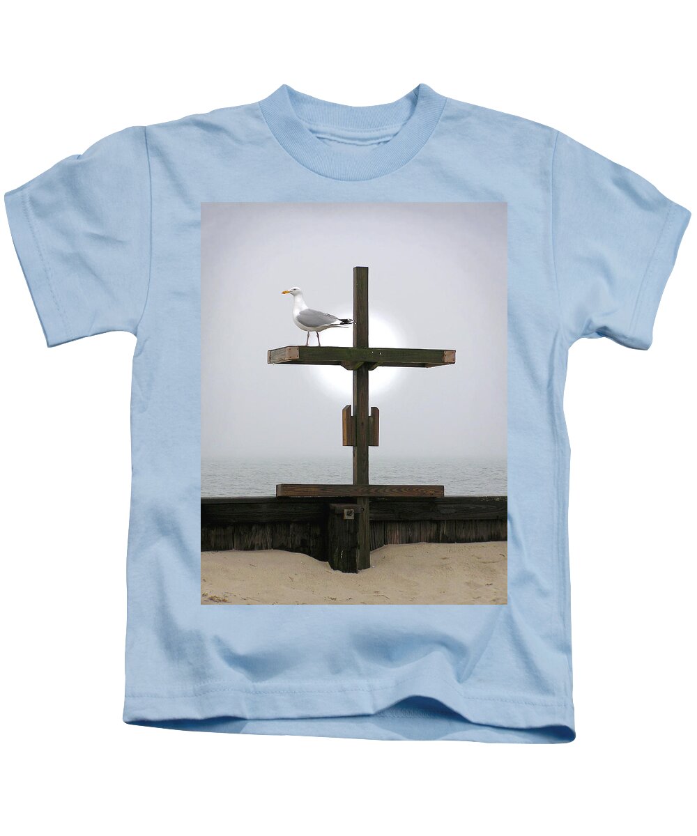 Cross Kids T-Shirt featuring the photograph Cross at West Dennis Beach by Charles Harden
