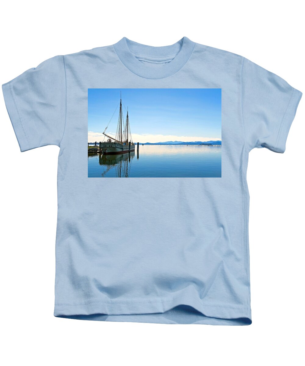 Vermont Kids T-Shirt featuring the photograph Out of the Blue by Mike Reilly