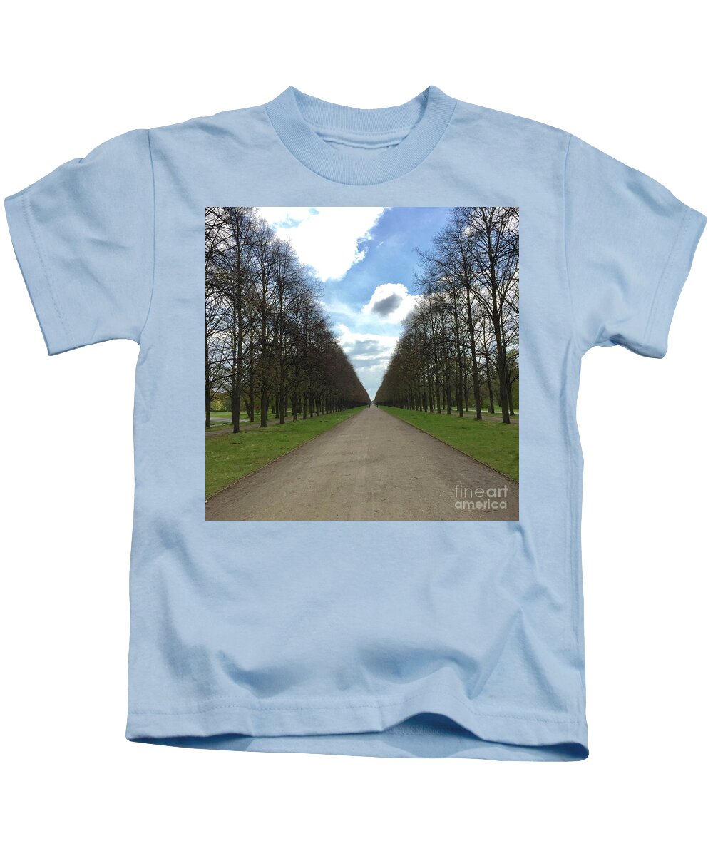 Alley Kids T-Shirt featuring the photograph Alley by Flavia Westerwelle
