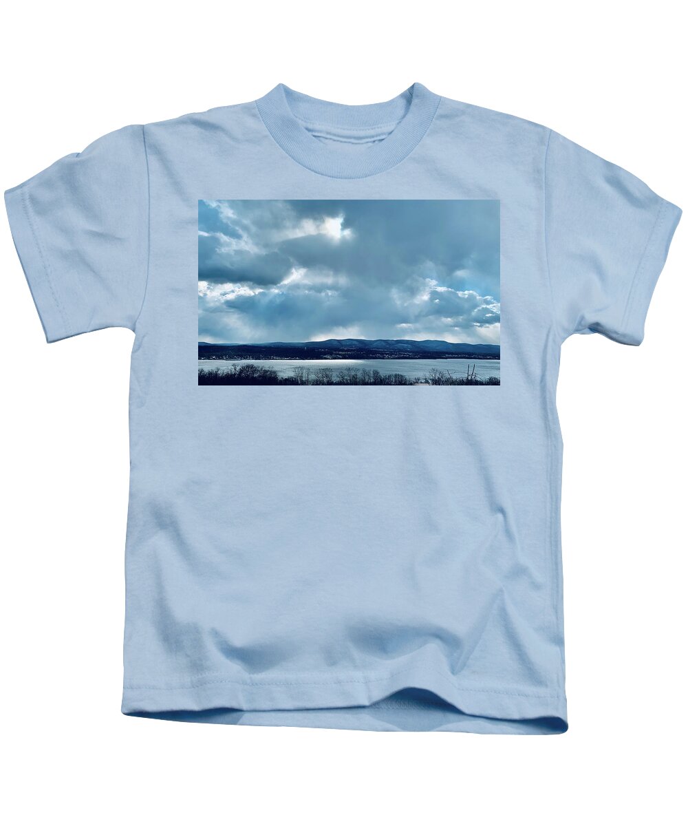 Uther Pendraggin Kids T-Shirt featuring the photograph Hudson Skudson by Uther Pendraggin
