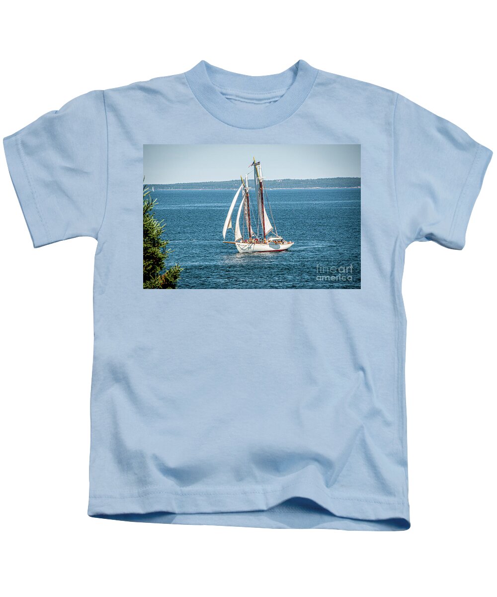 Schooner Kids T-Shirt featuring the photograph Cruising Owls Head by Daniel Hebard