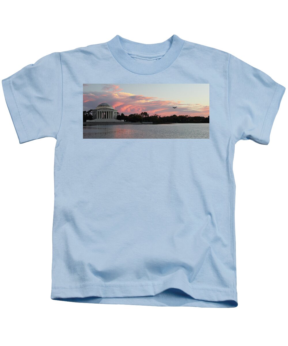 Jefferson Memorial Kids T-Shirt featuring the photograph Jefferson Memorial by Carolyn Stagger Cokley