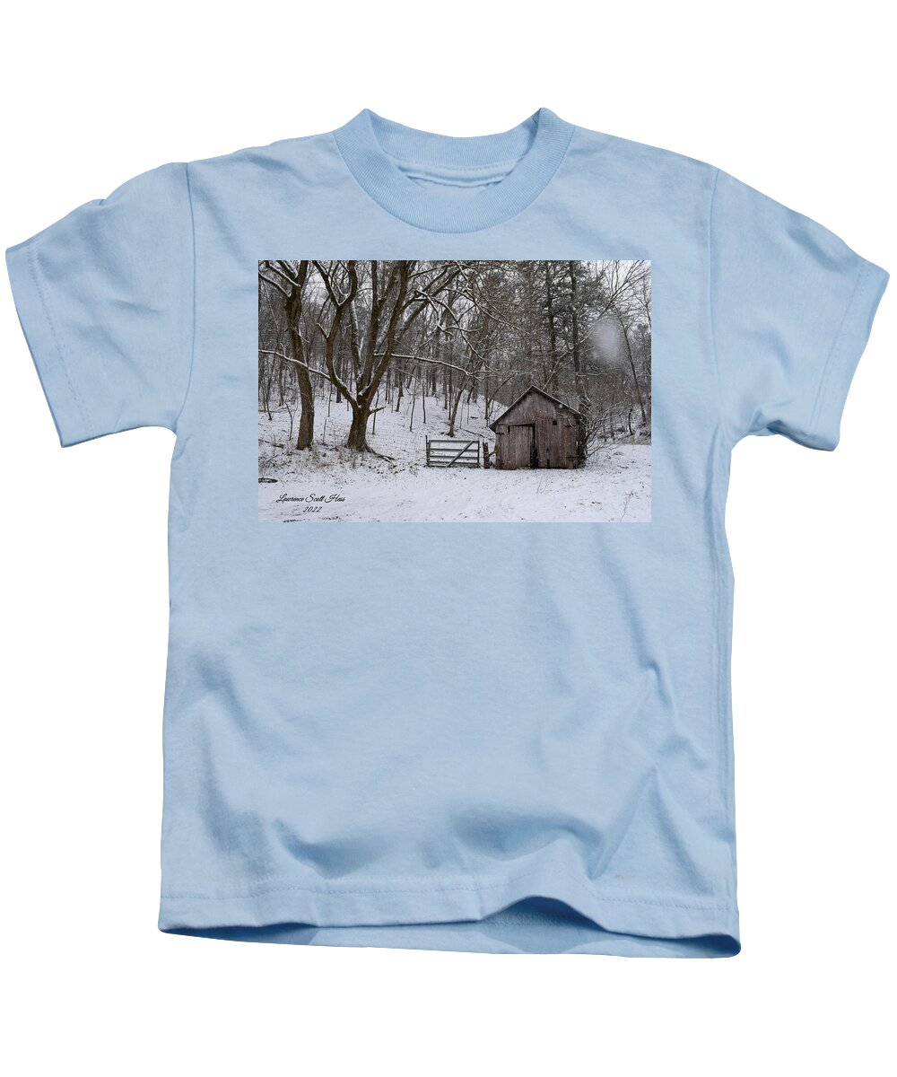Winter Kids T-Shirt featuring the photograph Ozark Snow 1 by Lawrence Hess
