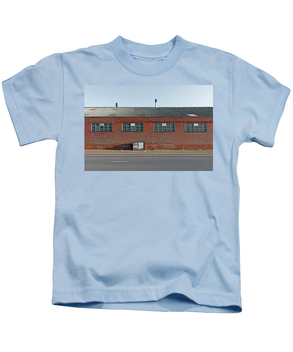 Urban Kids T-Shirt featuring the photograph Yorkshire Urbanscapes 53 by Stuart Allen
