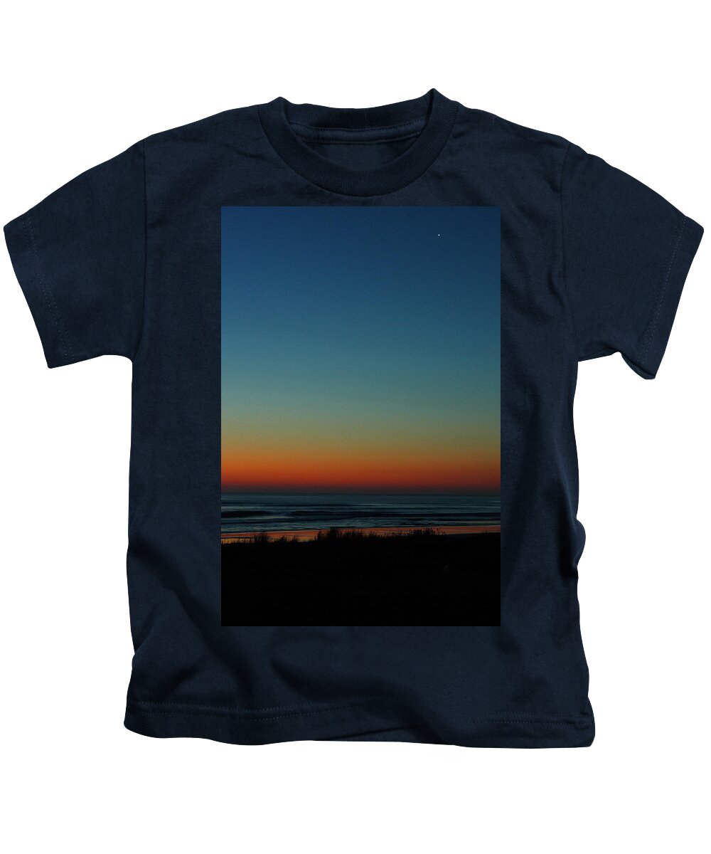 Atlantic Coast Kids T-Shirt featuring the photograph Venus And Atlantic Before Sunrise by Daniel Reed