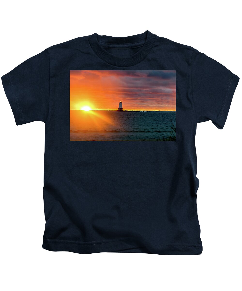 Ludington Mi Kids T-Shirt featuring the photograph Sunset and Lighthouse #1 by Lester Plank