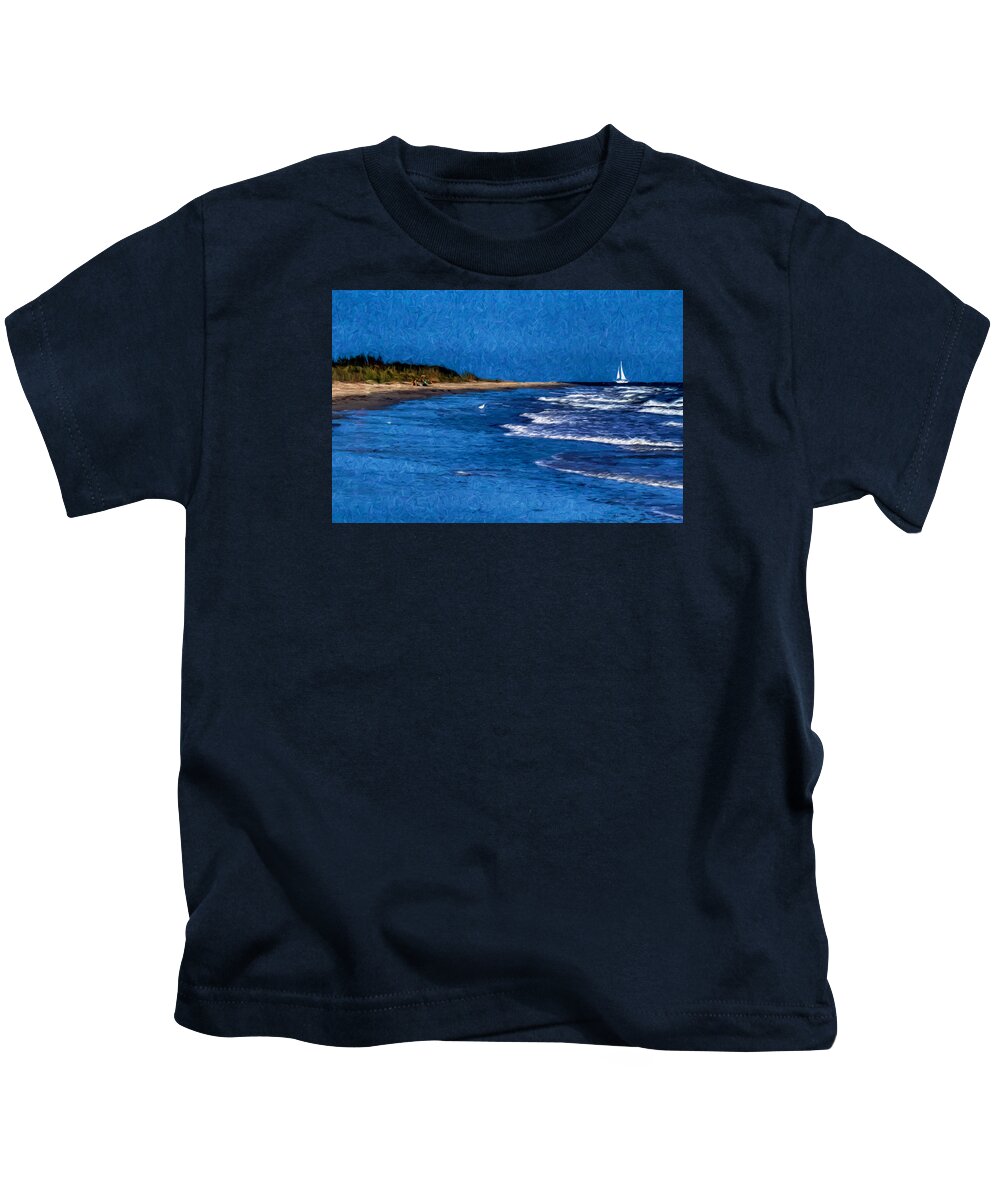 Grandview Kids T-Shirt featuring the photograph Day at the Beach by Jerry Gammon
