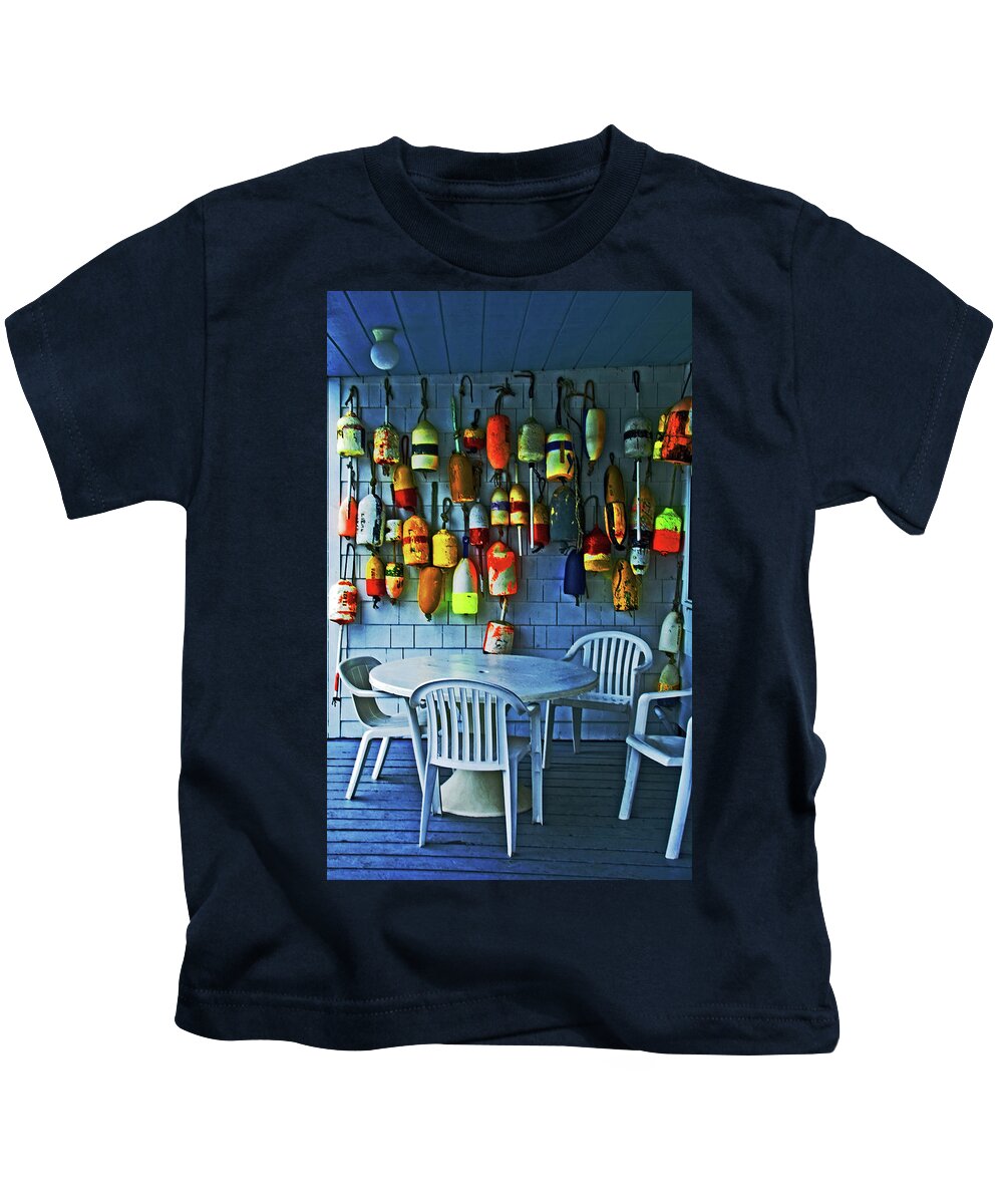 Cafe Kids T-Shirt featuring the photograph Outdoor cafe, Block Island, RI by Bill Jonscher