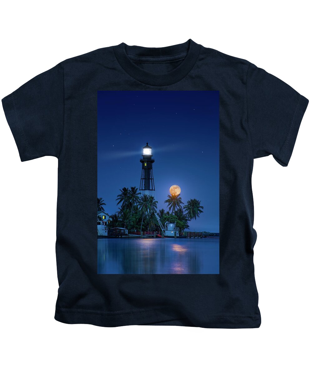 Lighthouse Kids T-Shirt featuring the photograph Voyager's Moon by Mark Andrew Thomas
