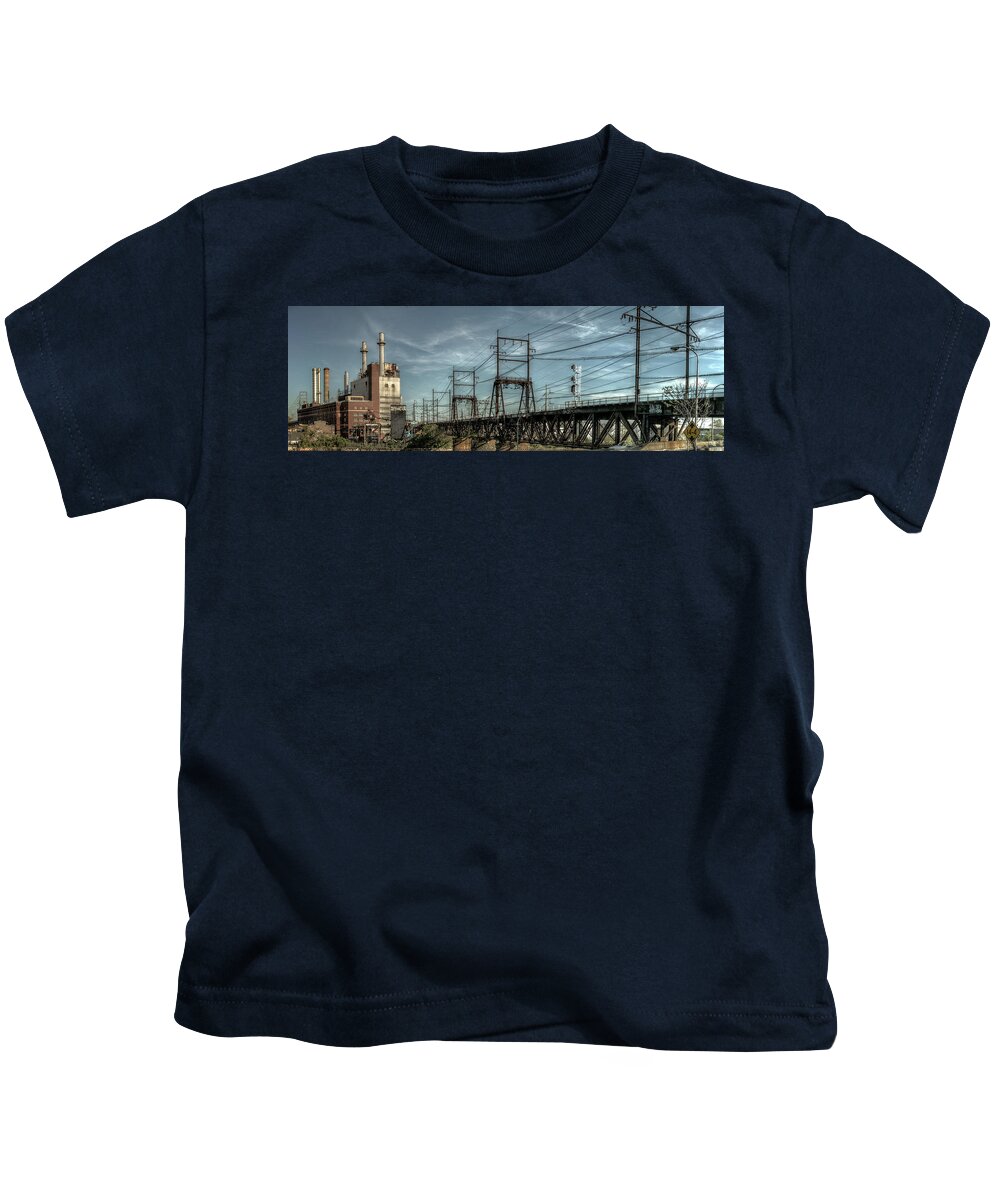 1903 Kids T-Shirt featuring the photograph Panorama 4018 West Philadelphia Elevated Branch by Bob Bruhin