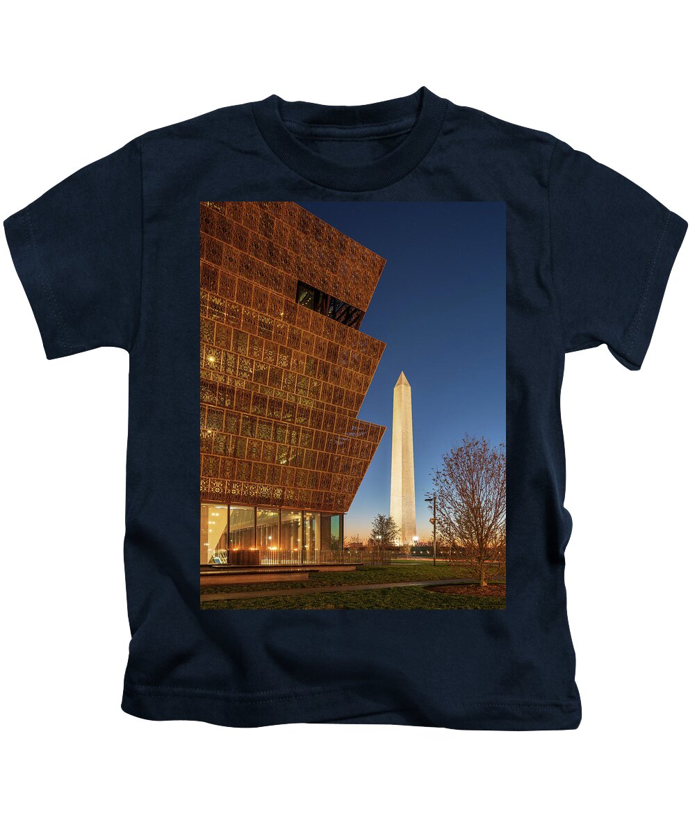 African American Museum Kids T-Shirt featuring the photograph Reflection of Washington Monument by Steven Heap