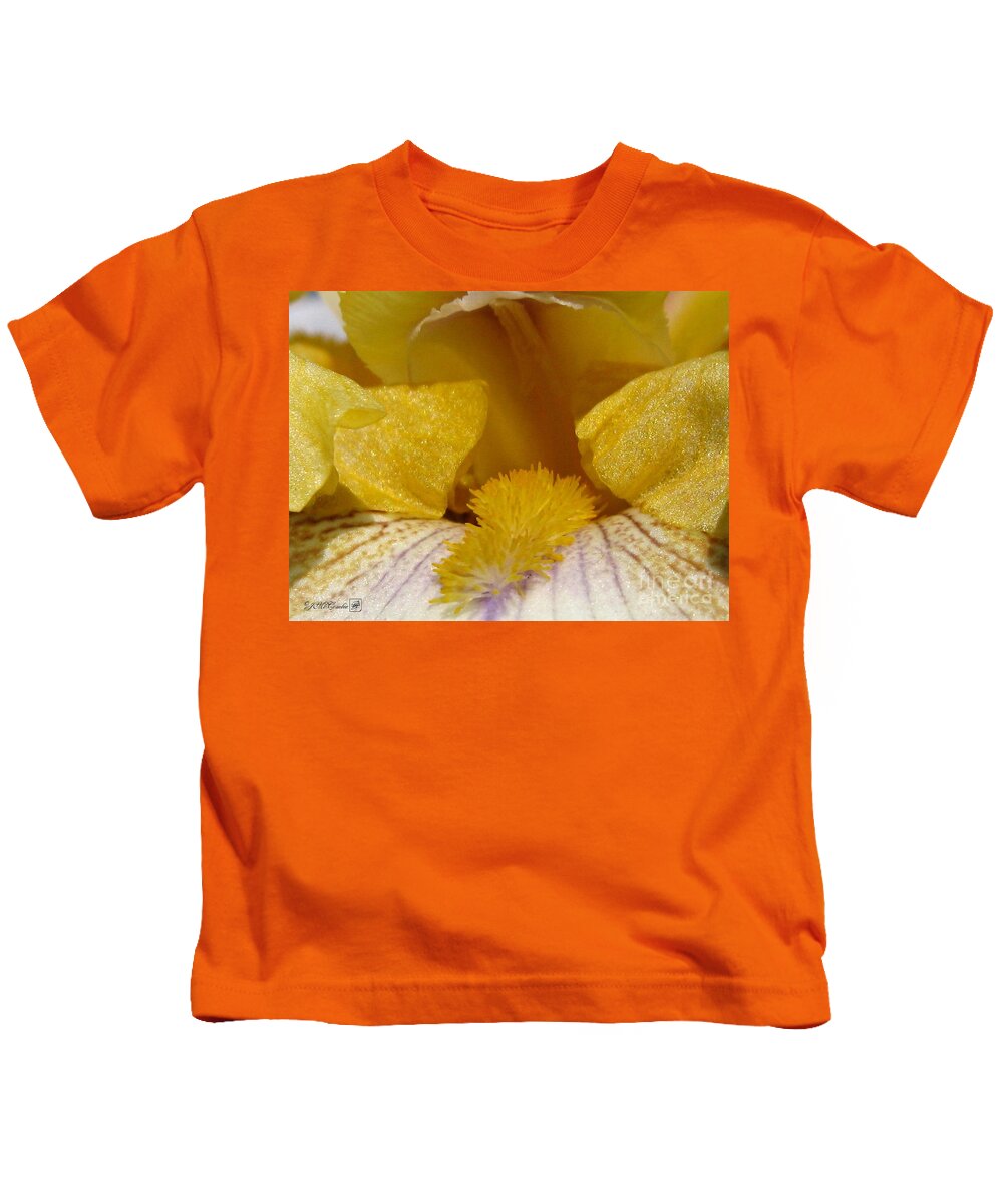 Tall Bearded Iris Kids T-Shirt featuring the photograph Tall Bearded Iris named Butterfingers #4 by J McCombie