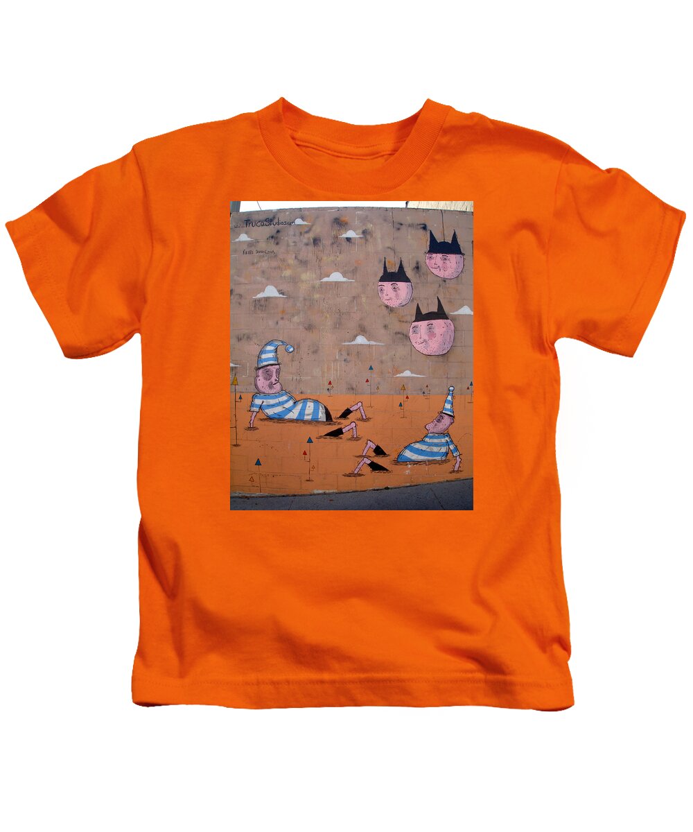 Afskrække disk tildeling Manimals Kids T-Shirt by Newwwman - Fine Art America