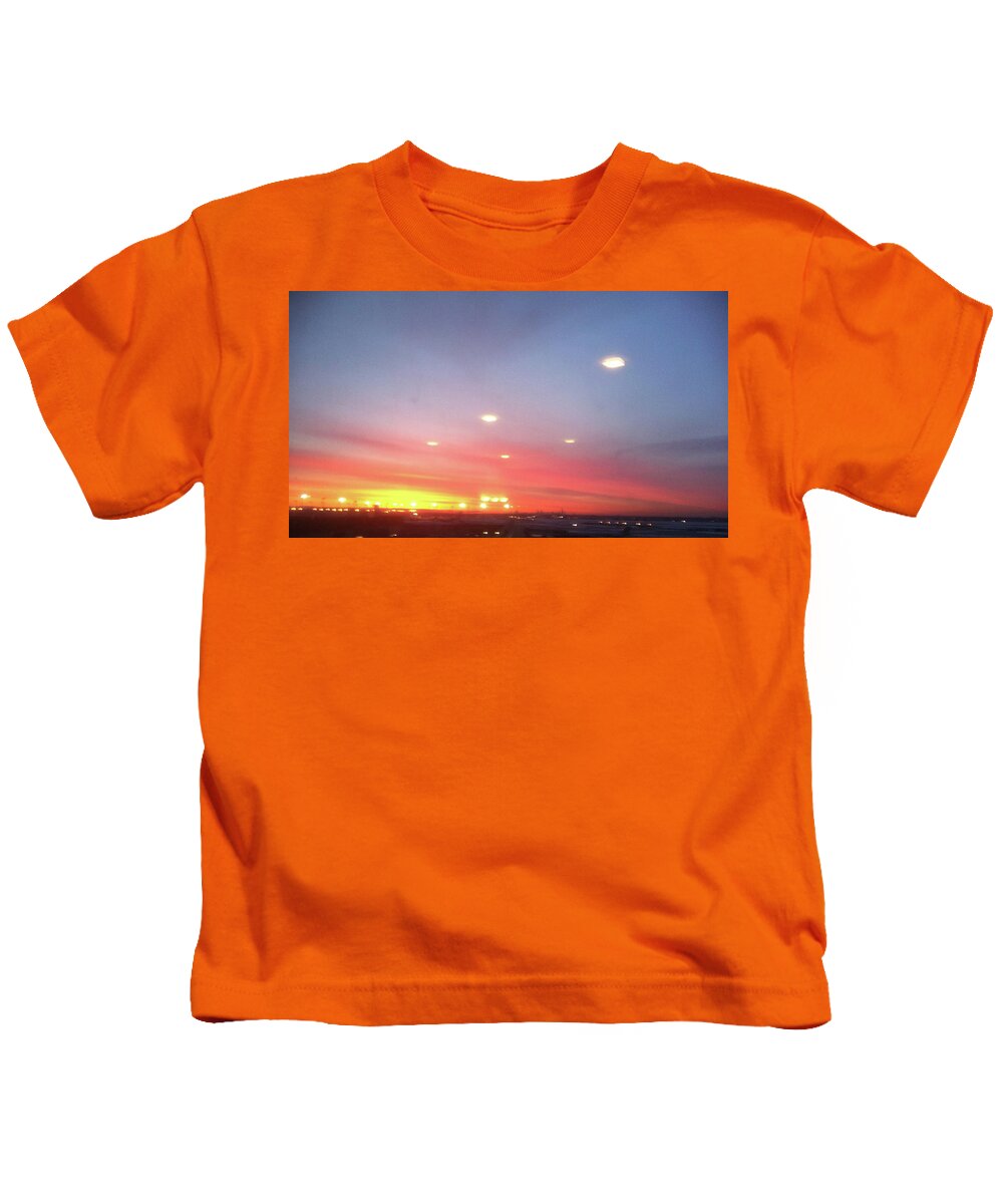 Red Sky Kids T-Shirt featuring the photograph The Red Glow of Sunset by Susan Grunin
