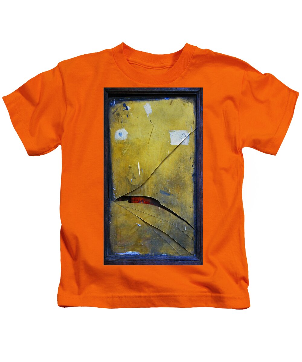 Abstract Kids T-Shirt featuring the photograph Xalapa Miro by Skip Hunt