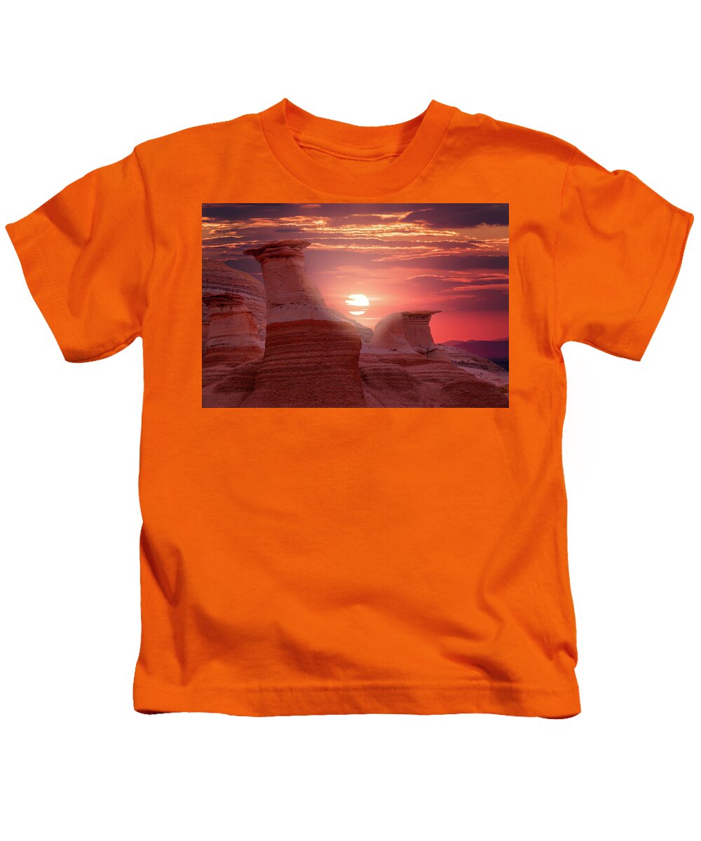 Hoodoo Kids T-Shirt featuring the photograph Sunset Over the Hoodoo Trail in Drumheller, AB by John Twynam