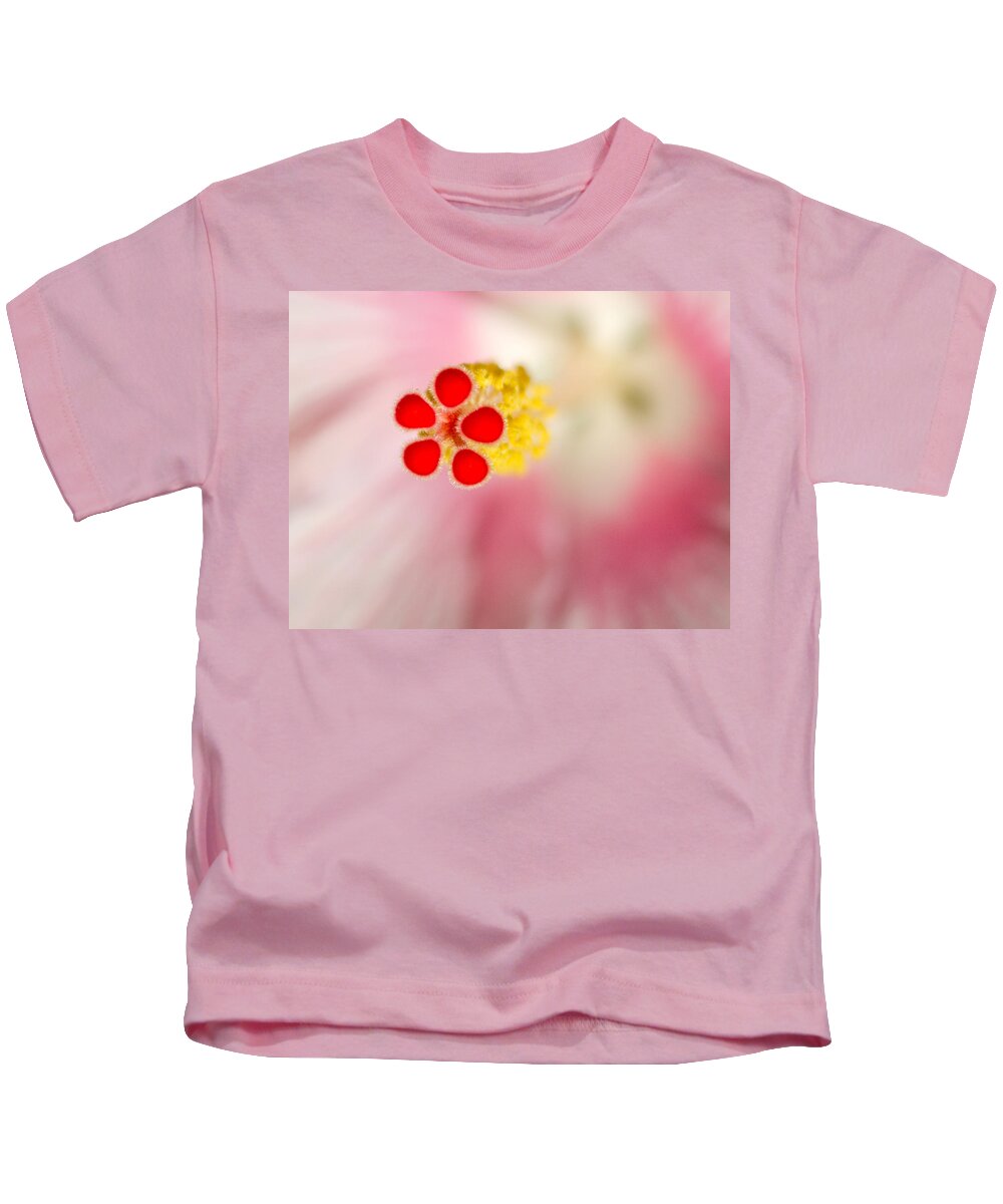 Hibiscus Kids T-Shirt featuring the photograph Center of Attention by Georgette Grossman