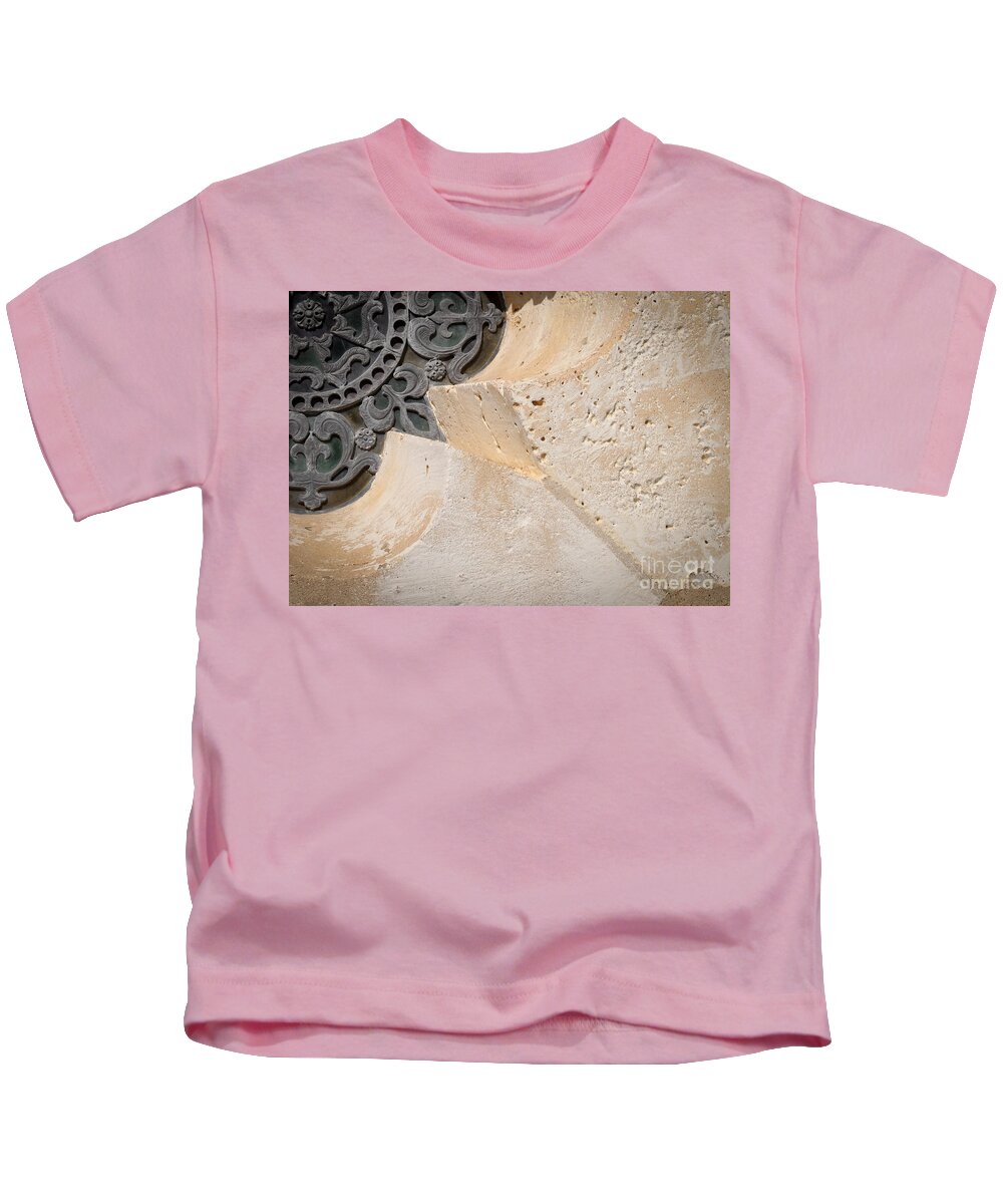 Limestone Kids T-Shirt featuring the photograph DeGoyler Limestone by Cheryl McClure