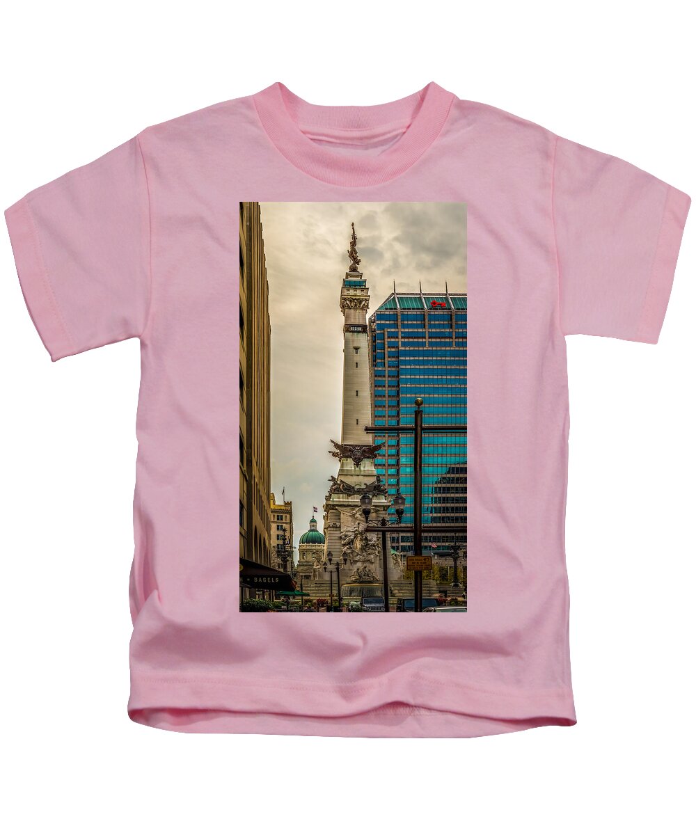 Indiana Kids T-Shirt featuring the photograph Indiana - Monument Circle with State Capital Building by Ron Pate