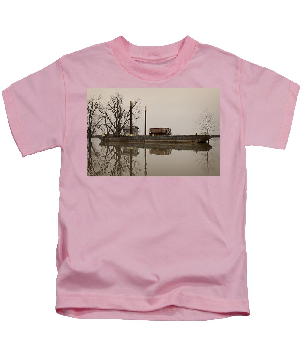 River Boat Kids T-Shirt featuring the photograph Old Man River by Steve L'Italien