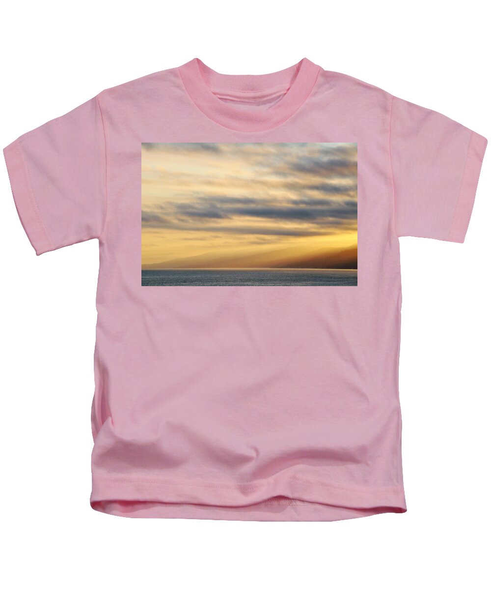 Santa Monica Kids T-Shirt featuring the photograph Santa Monica Golden Hour Sunburst by Kyle Hanson
