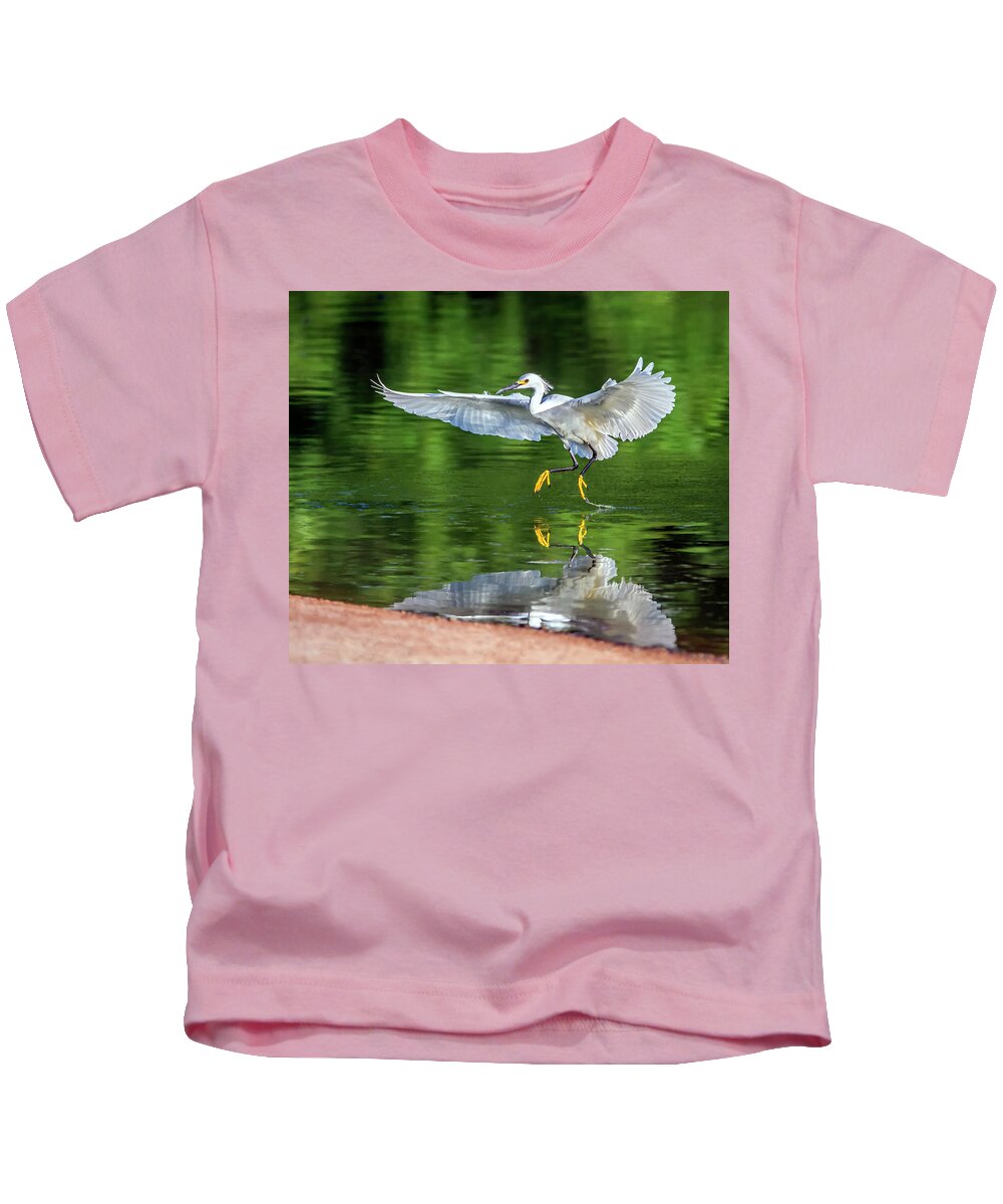 Snowy Egret Kids T-Shirt featuring the photograph Snowy Egret 6693-061419-2 by Tam Ryan