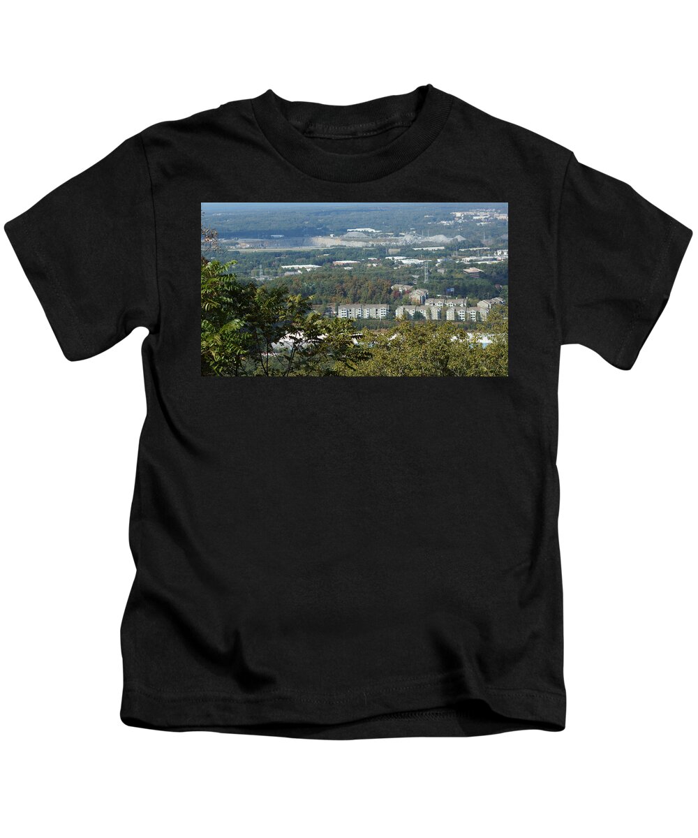 Autumn Leaves Kids T-Shirt featuring the photograph Kennesaw Battlefield Mountain #1 by Rafael Salazar