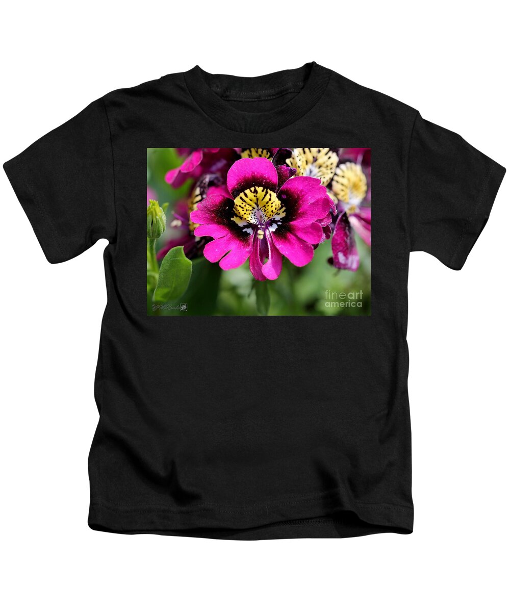 Mccombie Kids T-Shirt featuring the photograph Schizanthus from the Hit Parade Mix #5 by J McCombie