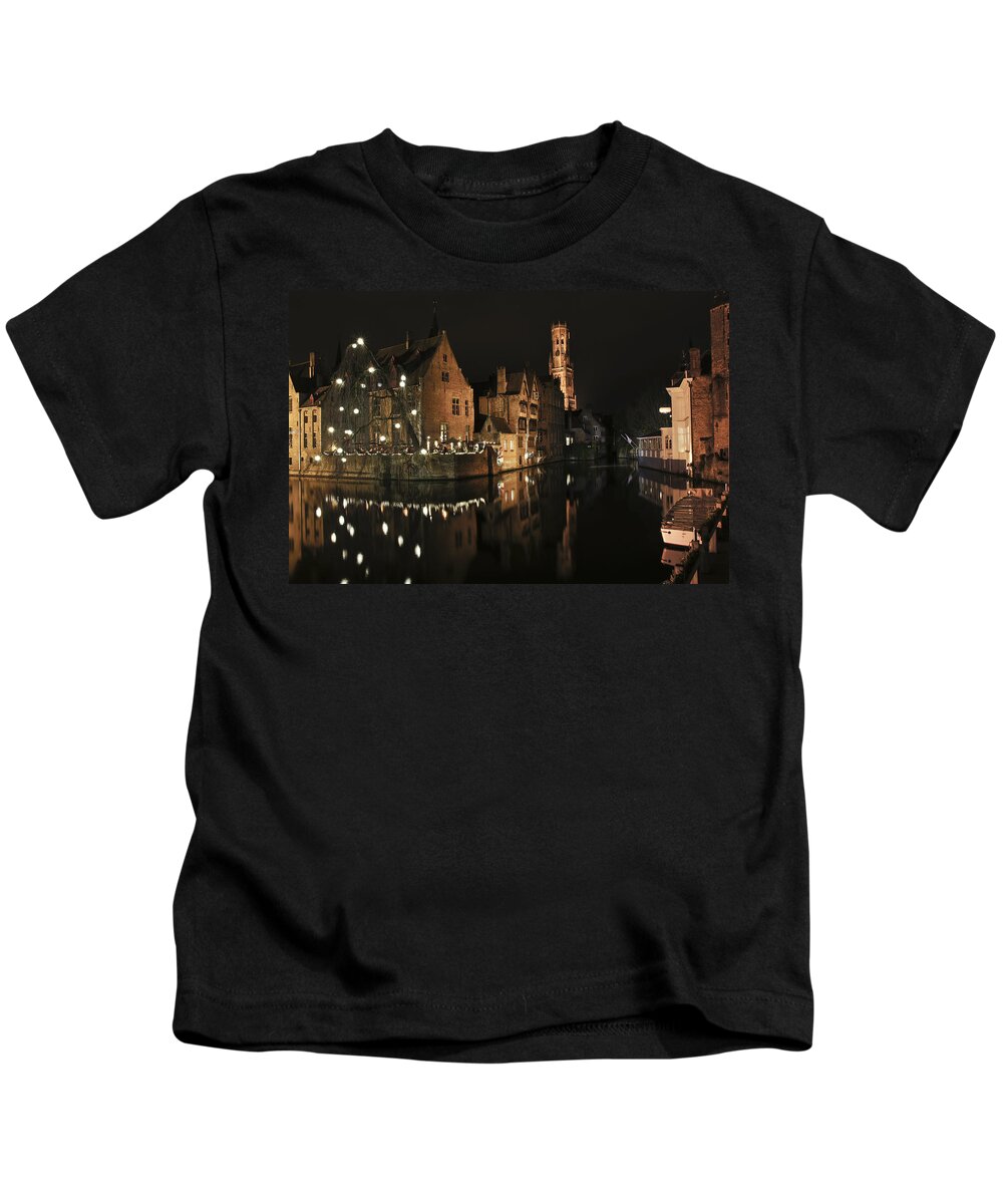 Dijver Kids T-Shirt featuring the photograph An Evening in Bruges by Brian Kamprath