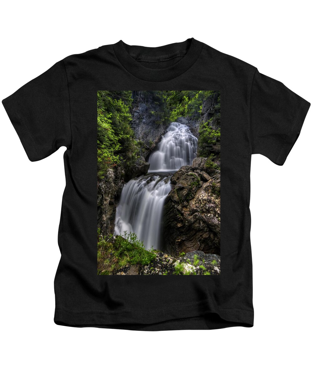 New Hampshire Kids T-Shirt featuring the photograph Crystal Cascade in Pinkham Notch by White Mountain Images