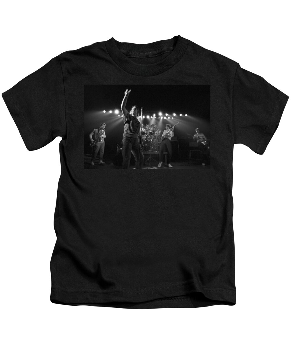 Eric Burdon Kids T-Shirt featuring the photograph Eric Burdon by Dragan Kudjerski