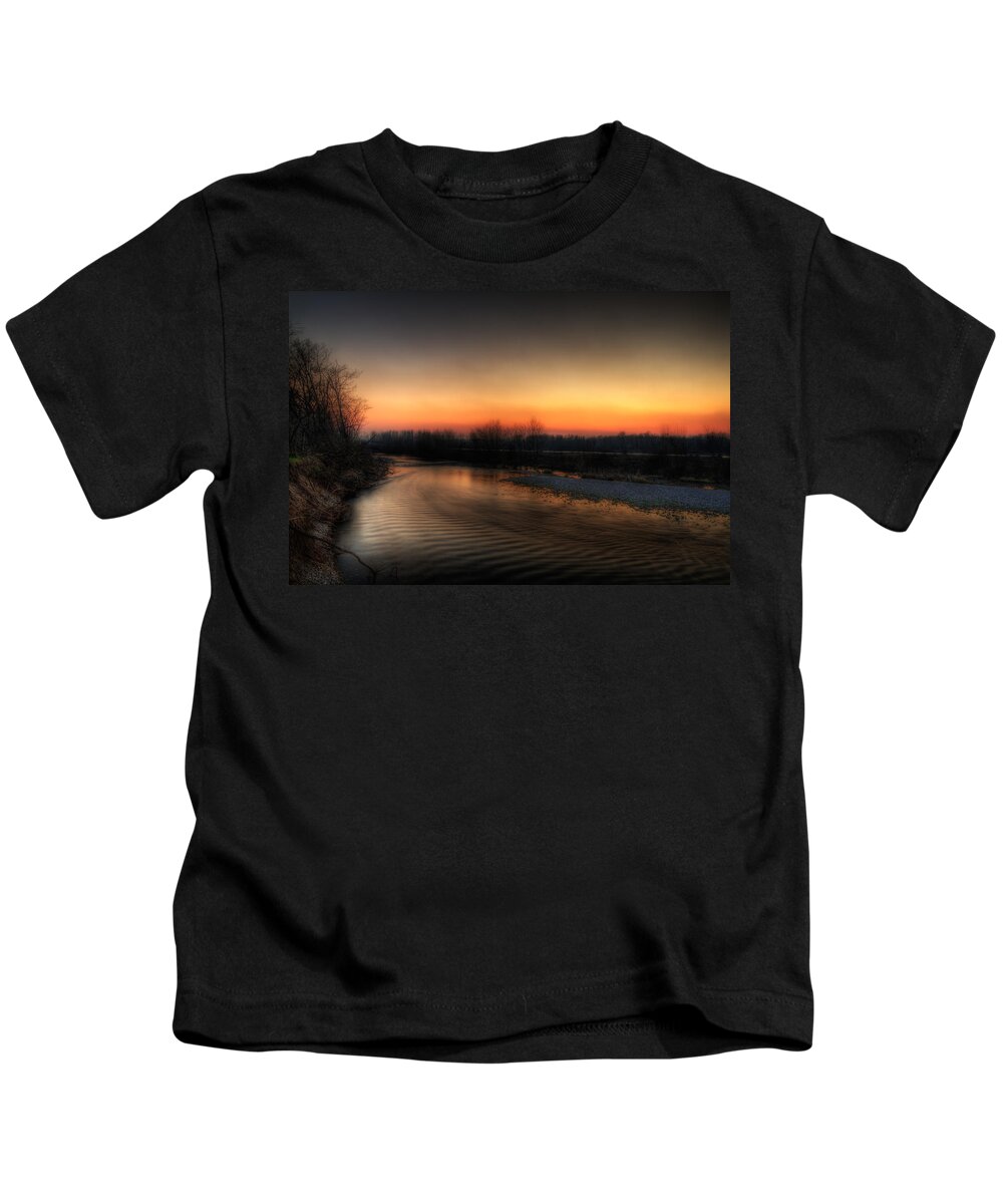 Details Enhancer Kids T-Shirt featuring the photograph Riverscape at sunset by Roberto Pagani