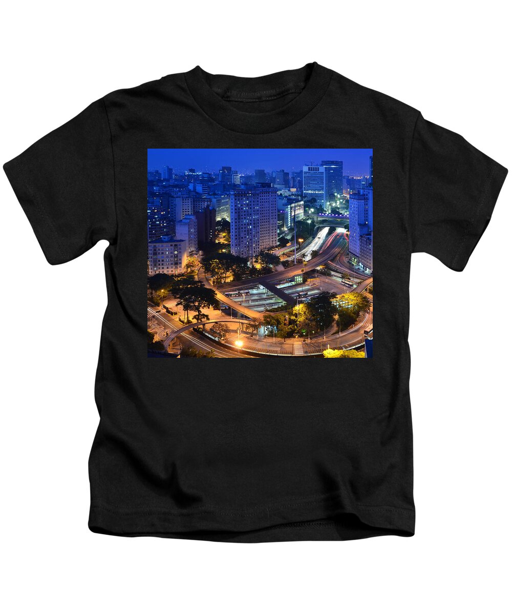 Saopaulo Kids T-Shirt featuring the photograph Sao Paulo Skyline - Downtown by Carlos Alkmin