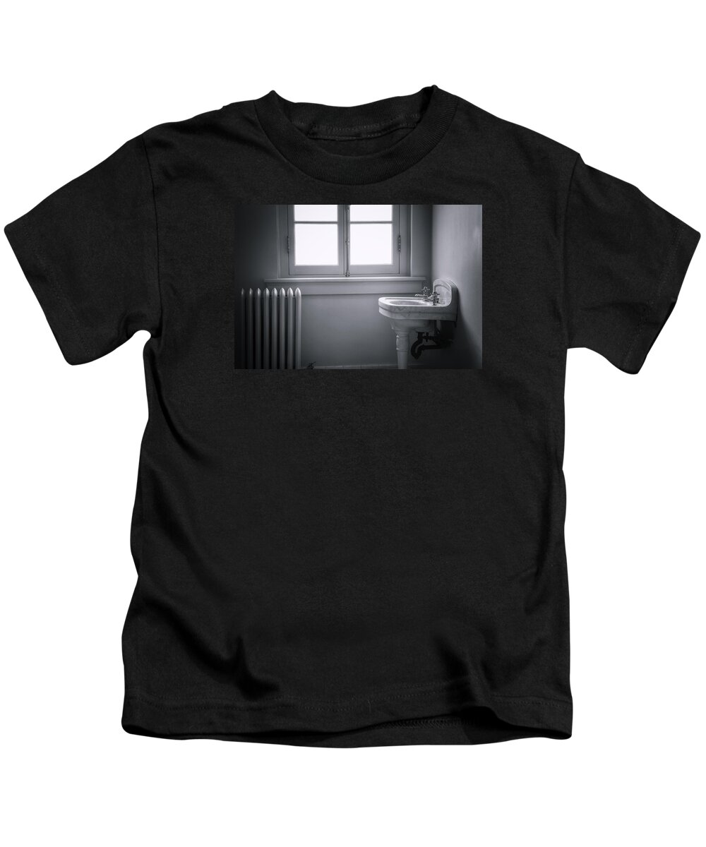Bathroom Kids T-Shirt featuring the photograph Sterile by Daniel George