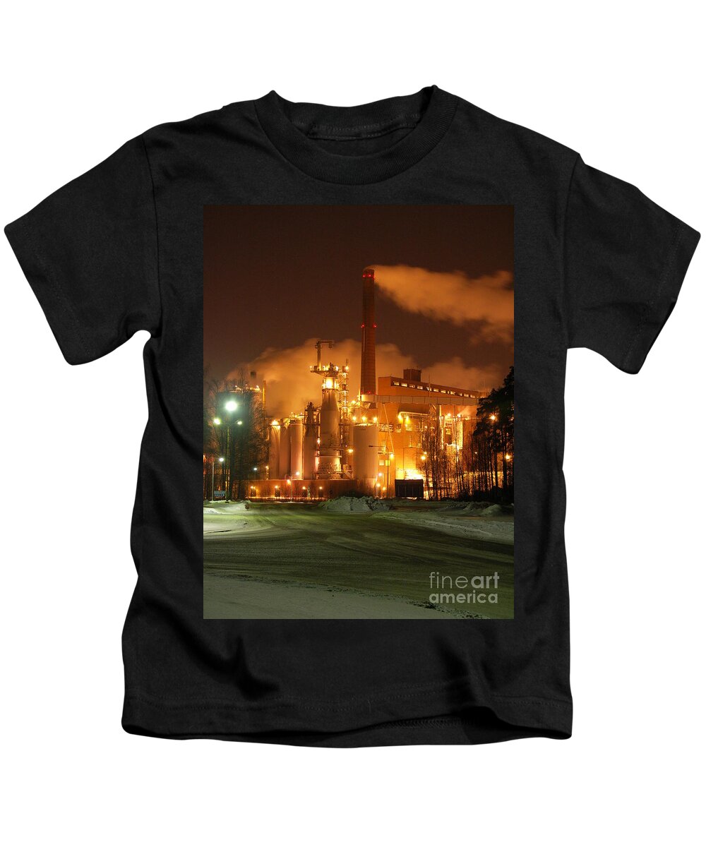 Sunila Pulp Mill Kids T-Shirt featuring the photograph Sunila Pulp Mill by Winter Night by Ilkka Porkka