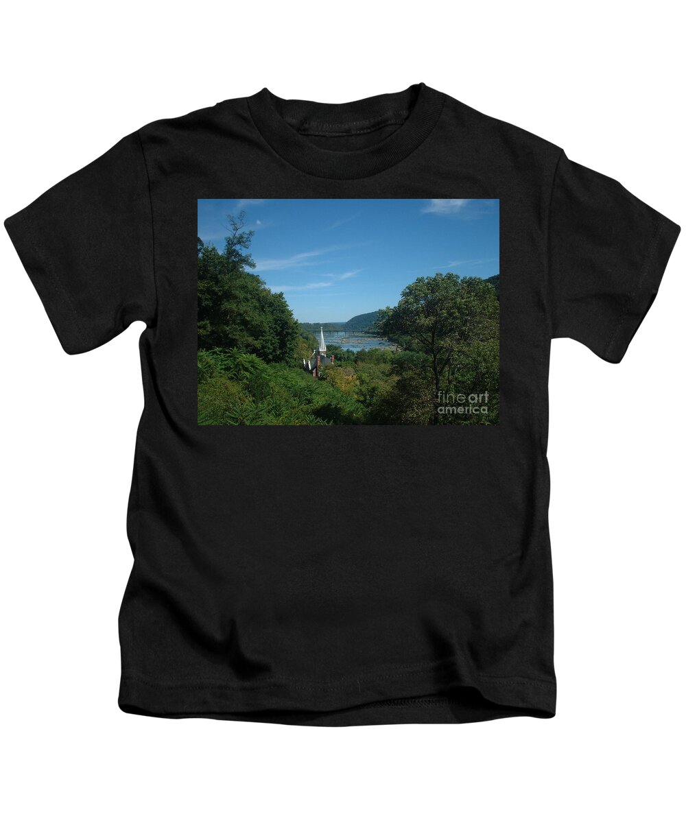 Virigina Kids T-Shirt featuring the painting Harper's Ferry Long View by Mark Robbins