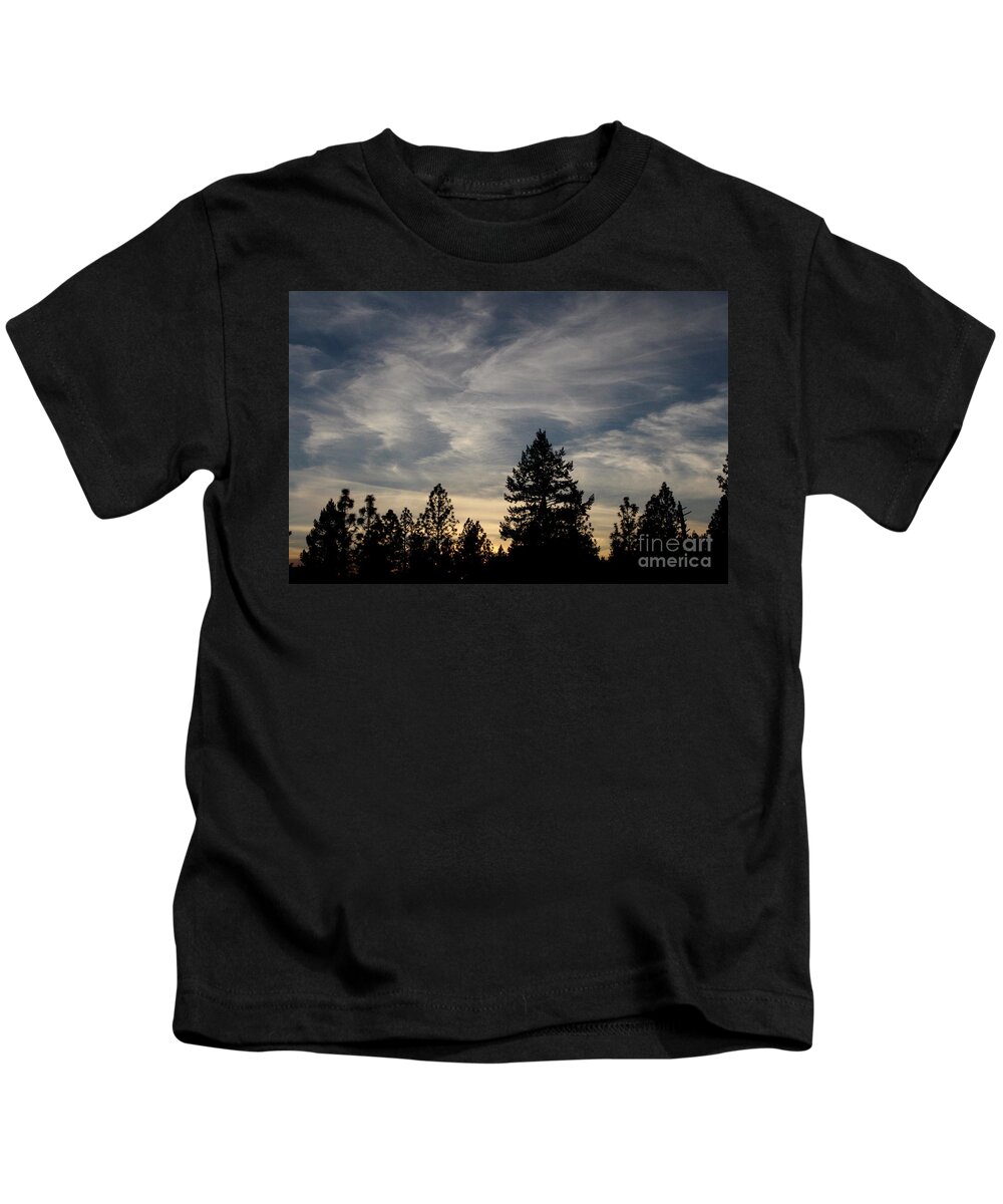 Sky Kids T-Shirt featuring the photograph At the end of the day by Marie Neder