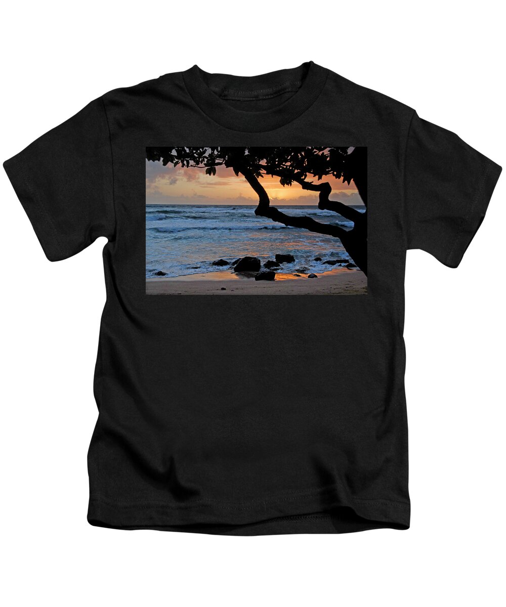 Sunrise Kids T-Shirt featuring the photograph Beach Sunrise by Ted Keller