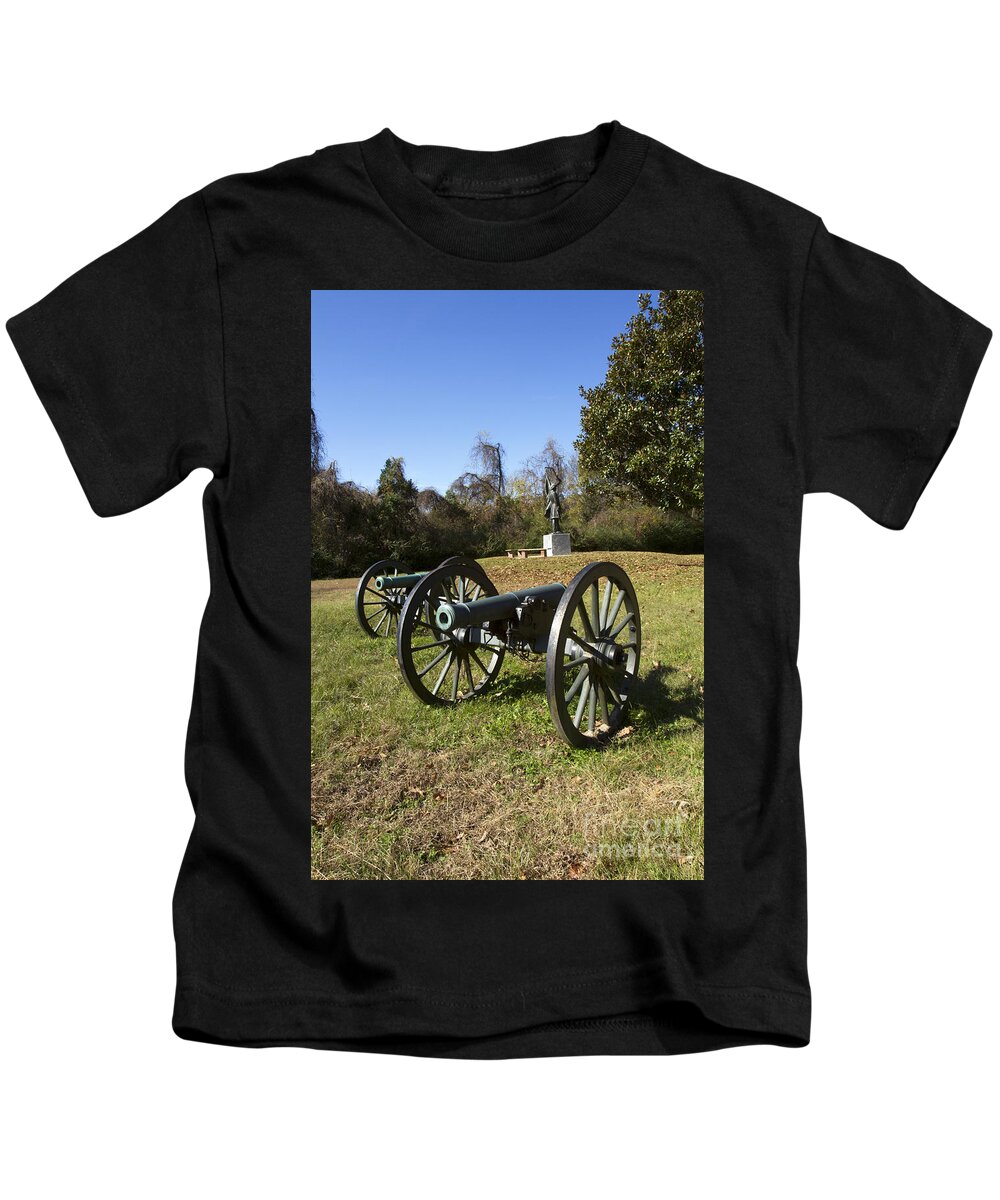 Monument Kids T-Shirt featuring the photograph Canon in Vicksburg National Military Park by Karen Foley