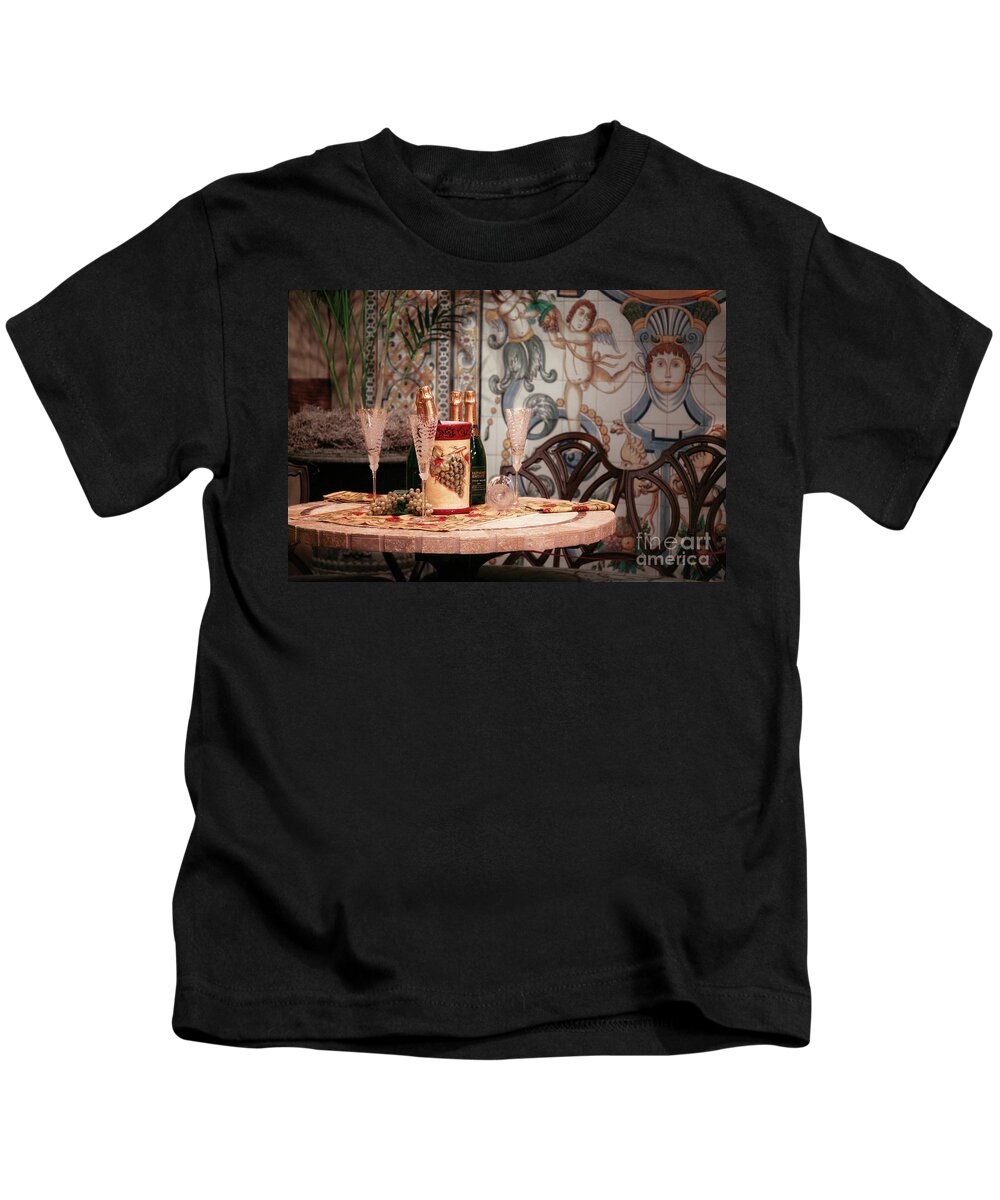 Winery Kids T-Shirt featuring the photograph Elegant Picnic by Kathy Strauss
