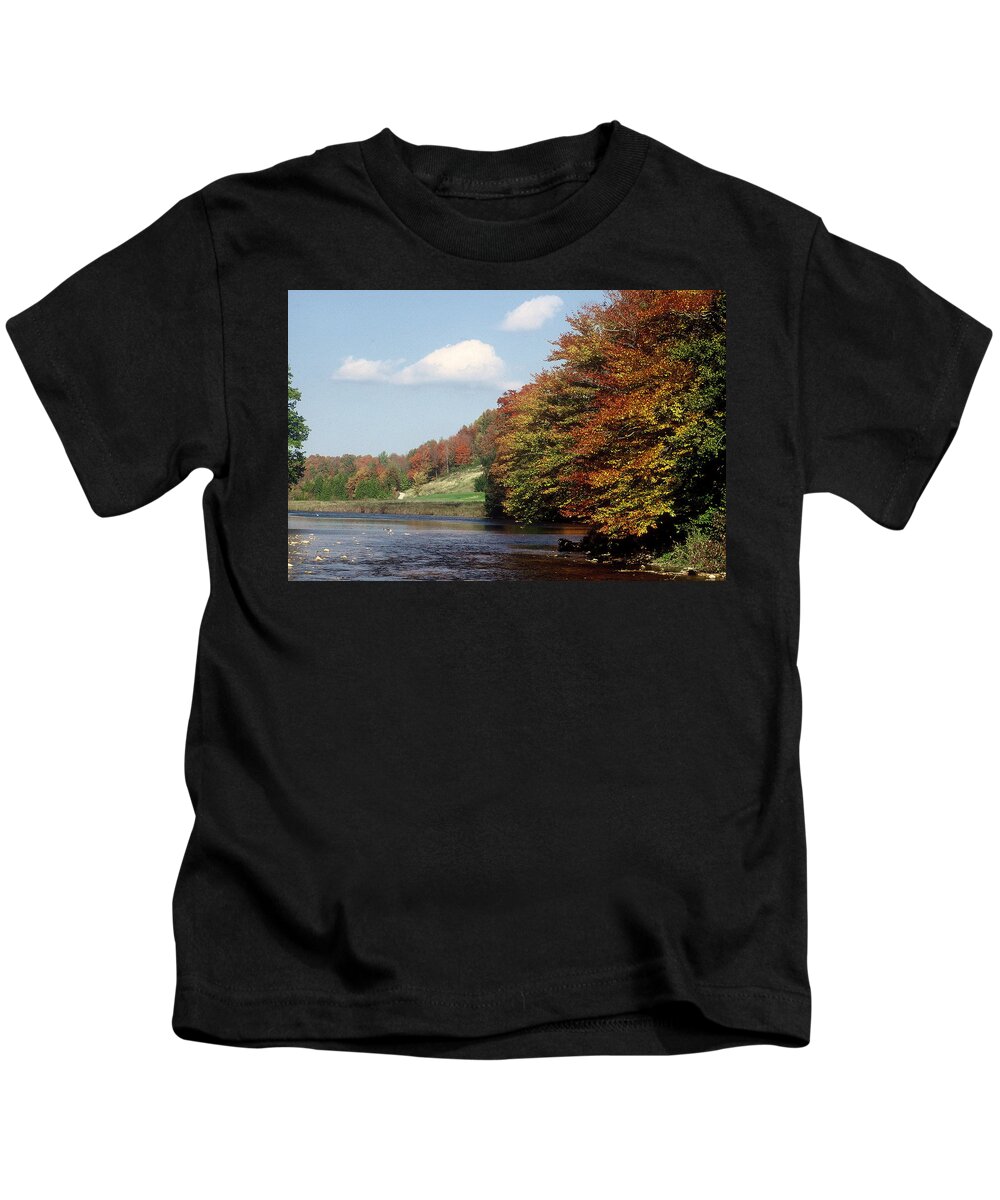 Owen Sound Kids T-Shirt featuring the photograph Ingliss - Fall by DArcy Evans