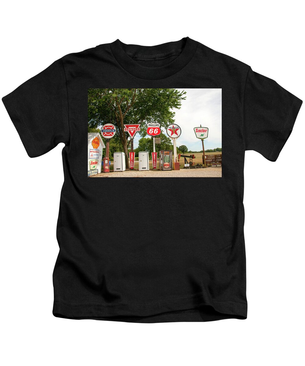 Missouri Kids T-Shirt featuring the photograph Gas Signage by Steve Stuller